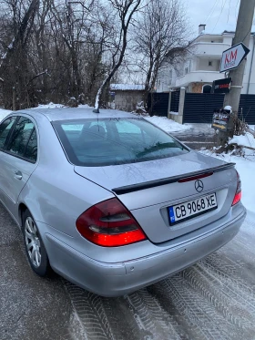 Mercedes-Benz E 220, снимка 4