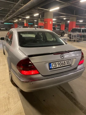 Mercedes-Benz E 220, снимка 9