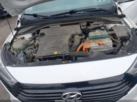 Hyundai Accent 1.6L I-4 DI, DOHC, VVT, 104HP Front Wheel Drive | Auto.bg — изображение 10