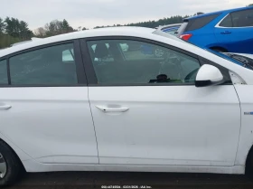 Hyundai Accent 1.6L I-4 DI, DOHC, VVT, 104HP Front Wheel Drive | Auto.bg — изображение 13