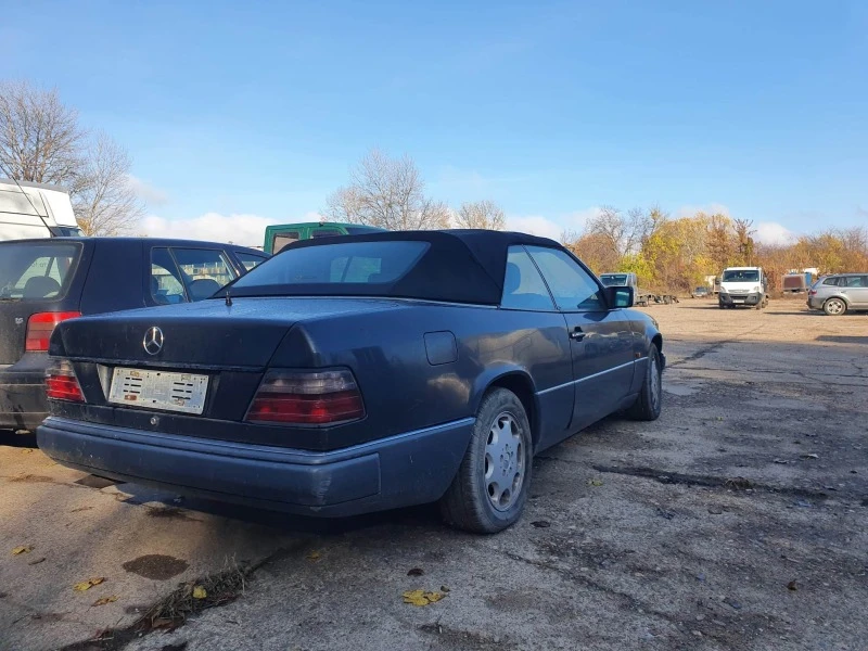 Mercedes-Benz 300 ce, снимка 2 - Автомобили и джипове - 47125059