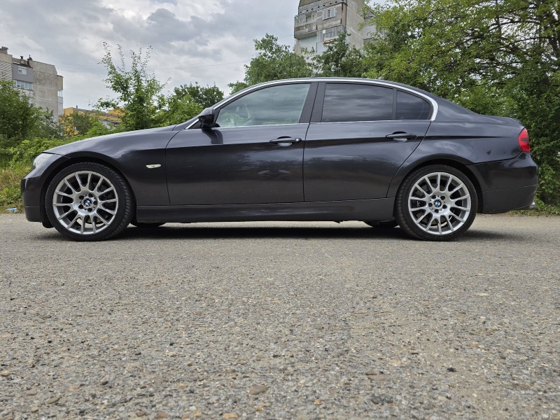 BMW 330 BMW 330d, Задно, Обслужена, Андроид, Шибидах, снимка 4 - Автомобили и джипове - 46448051