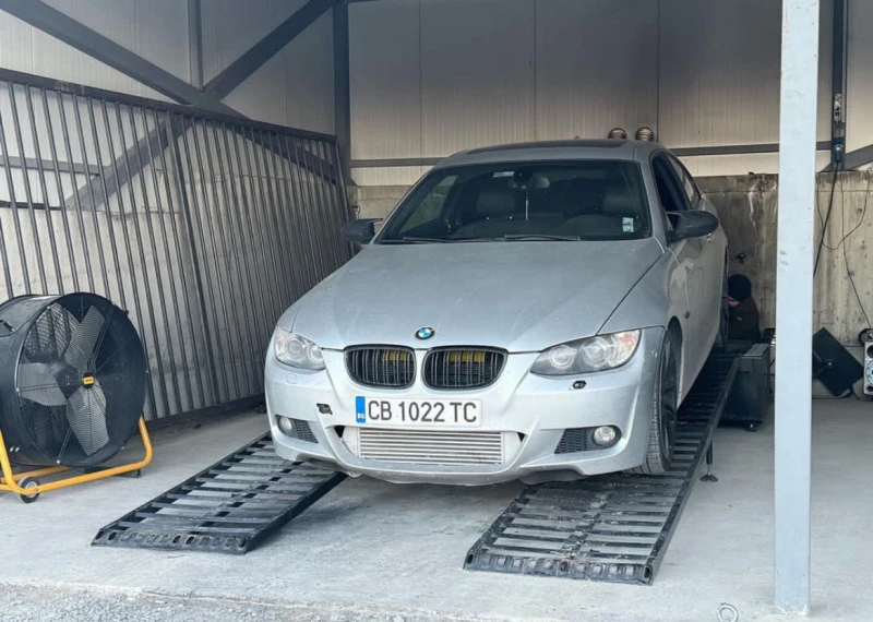 BMW 335 d 450hp/сат/метанол, снимка 13 - Автомобили и джипове - 47571802