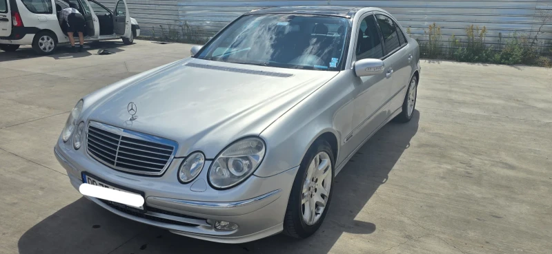 Mercedes-Benz E 270, снимка 2 - Автомобили и джипове - 47238305