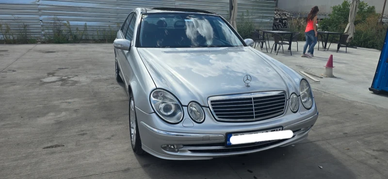 Mercedes-Benz E 270, снимка 1 - Автомобили и джипове - 47238305