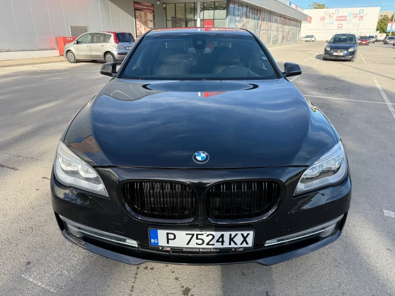 BMW 730 FACE* xDrive* Lasser* Digital, снимка 3 - Автомобили и джипове - 47480864