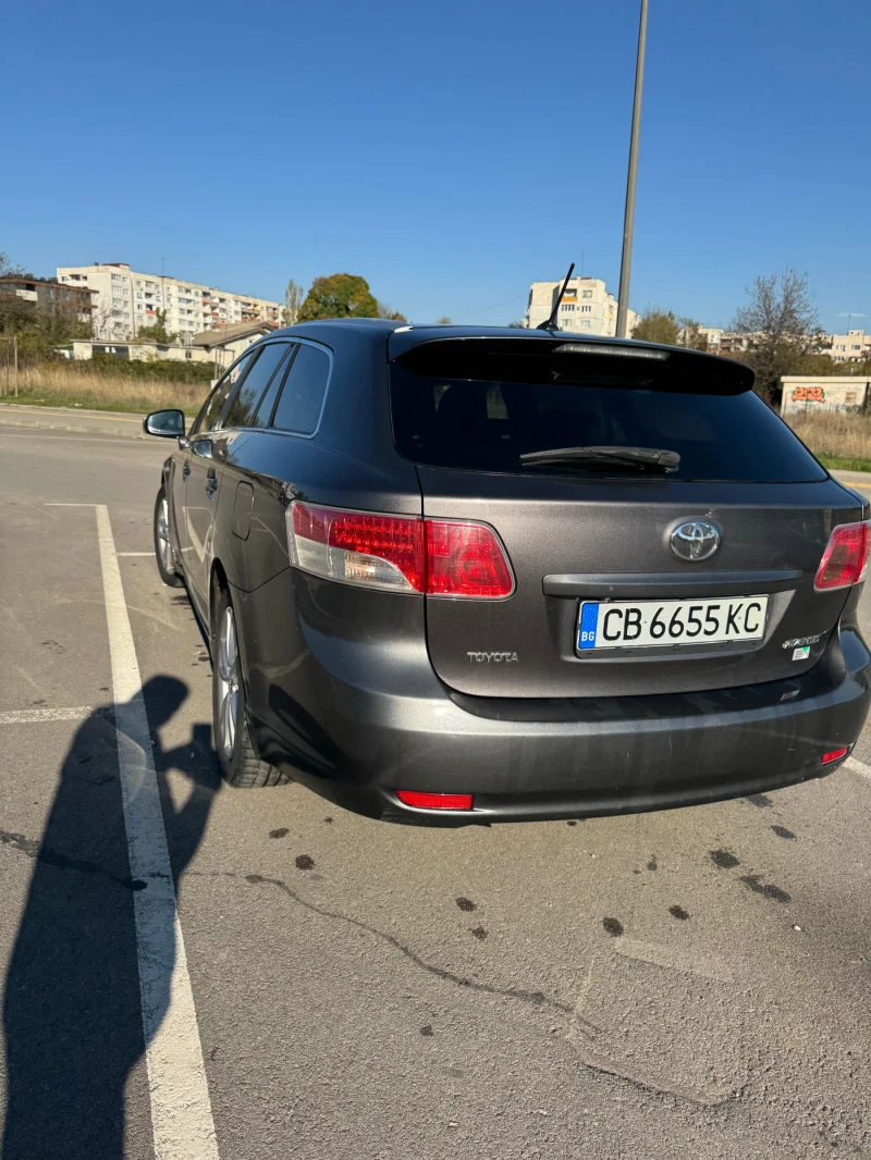 Toyota Avensis, снимка 3 - Автомобили и джипове - 47648990