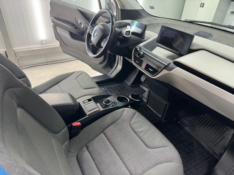 BMW i3, снимка 8 - Автомобили и джипове - 48034023