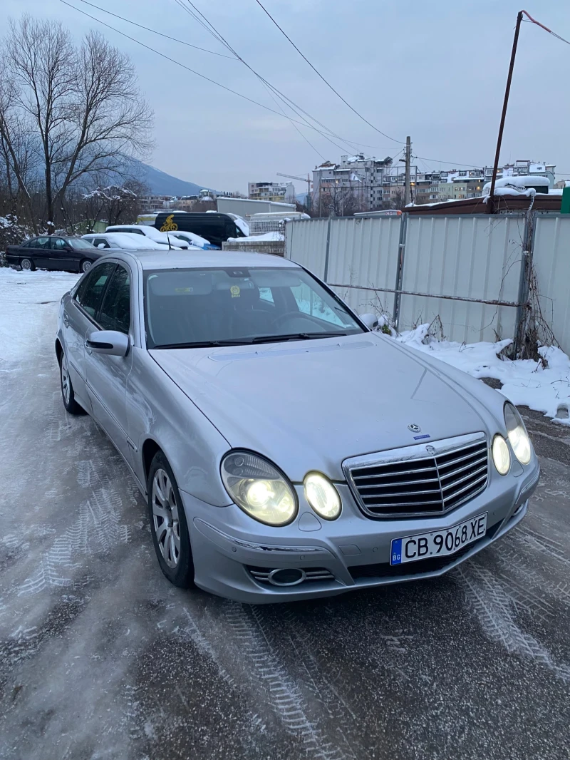 Mercedes-Benz E 220, снимка 6 - Автомобили и джипове - 48699758