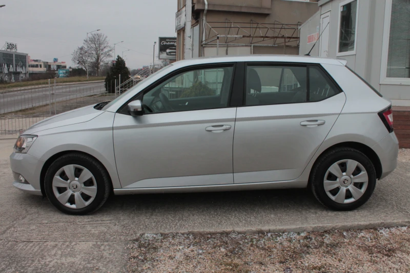 Skoda Fabia, снимка 6 - Автомобили и джипове - 49024439