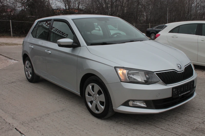 Skoda Fabia, снимка 2 - Автомобили и джипове - 49024439