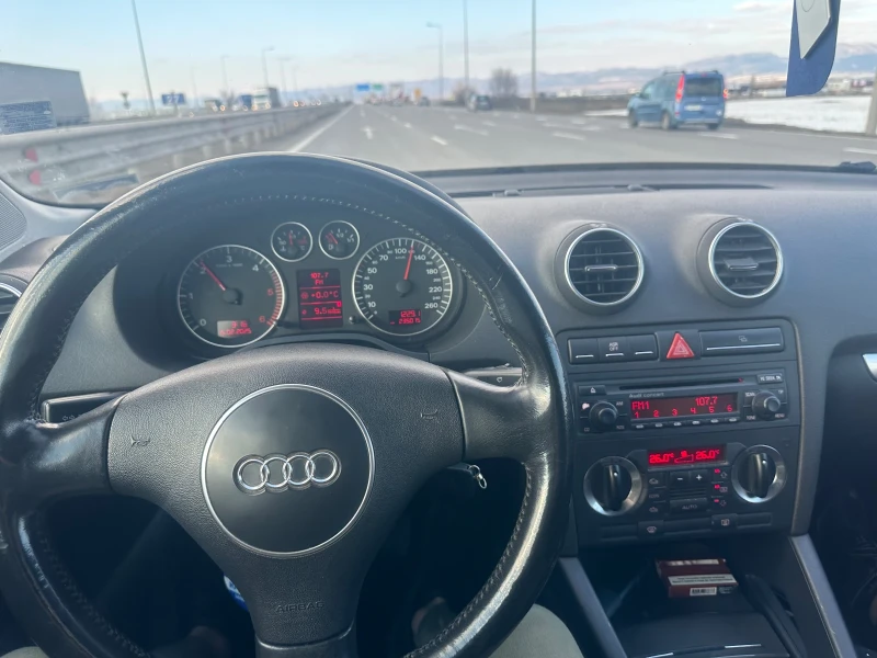 Audi A3 8P 2.0TDI, снимка 14 - Автомобили и джипове - 49319907