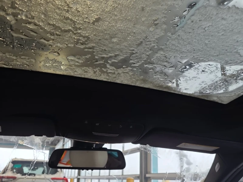 Mercedes-Benz C 300 * CARFAX * ЦЕНА ДО БГ, снимка 13 - Автомобили и джипове - 52791389