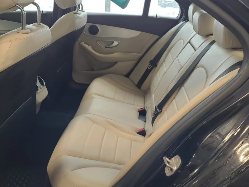 Mercedes-Benz C 300 * CARFAX * ЦЕНА ДО БГ, снимка 14 - Автомобили и джипове - 52791389