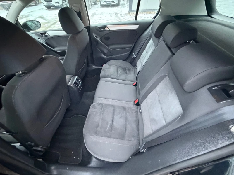 VW Golf 2.0TDI* 6SPEED* Evro5, снимка 8 - Автомобили и джипове - 53037338