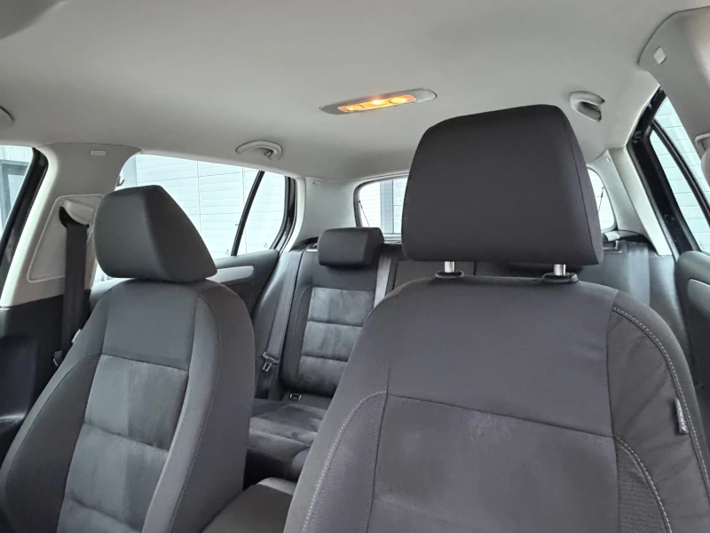 VW Golf 2.0TDI* 6SPEED* Evro5, снимка 14 - Автомобили и джипове - 53037338