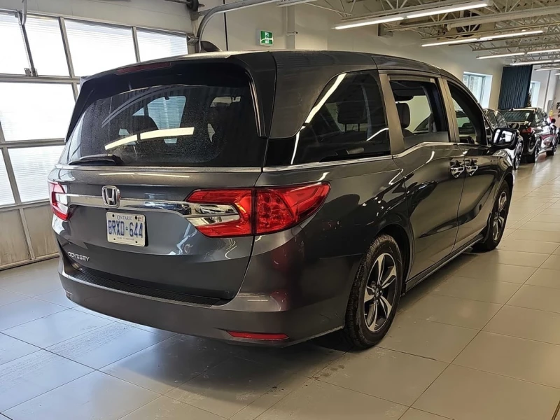 Honda Odyssey Auto  CARFAX, снимка 3 - Автомобили и джипове - 53286431
