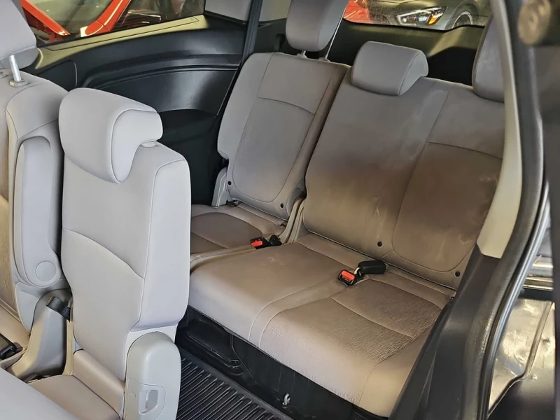 Honda Odyssey Auto  CARFAX, снимка 12 - Автомобили и джипове - 53286431