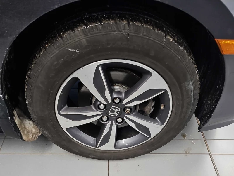 Honda Odyssey Auto  CARFAX, снимка 7 - Автомобили и джипове - 53286431