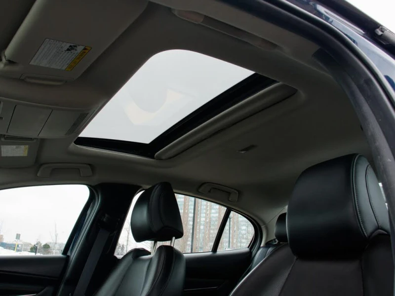 Mazda 3 GT* AWD with Turbo* АвтоКредит* (ЦЕНА ДО БГ), снимка 17 - Автомобили и джипове - 53500056