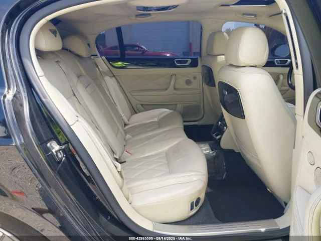 Bentley Continental FLYING SPUR* W12 - изображение 9