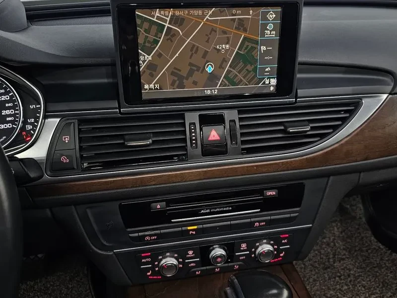 Audi A6 2.0 TDI, снимка 14 - Автомобили и джипове - 55057919