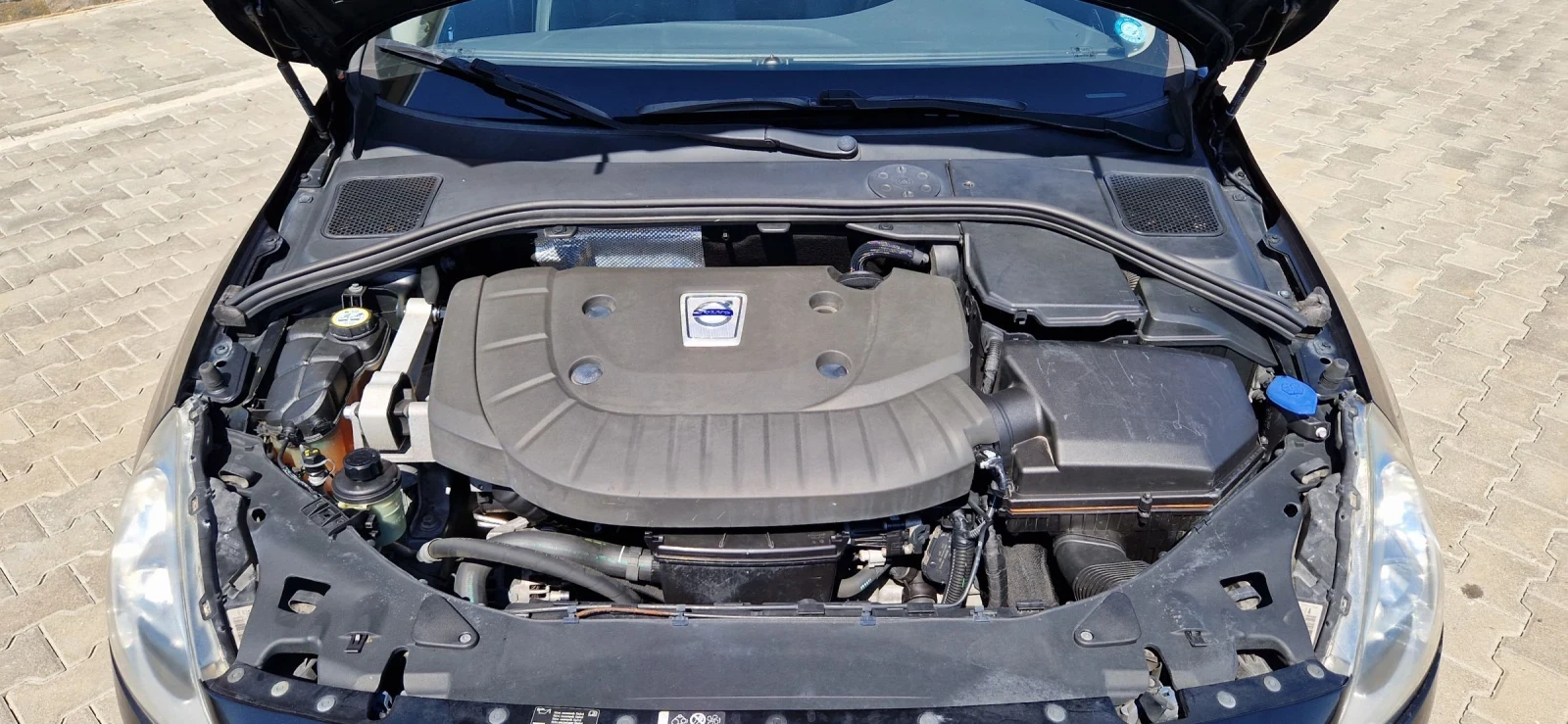 Volvo V60 2.0 D5 136k.c Navi GEARTRONIC  | Mobile.bg — изображение 16