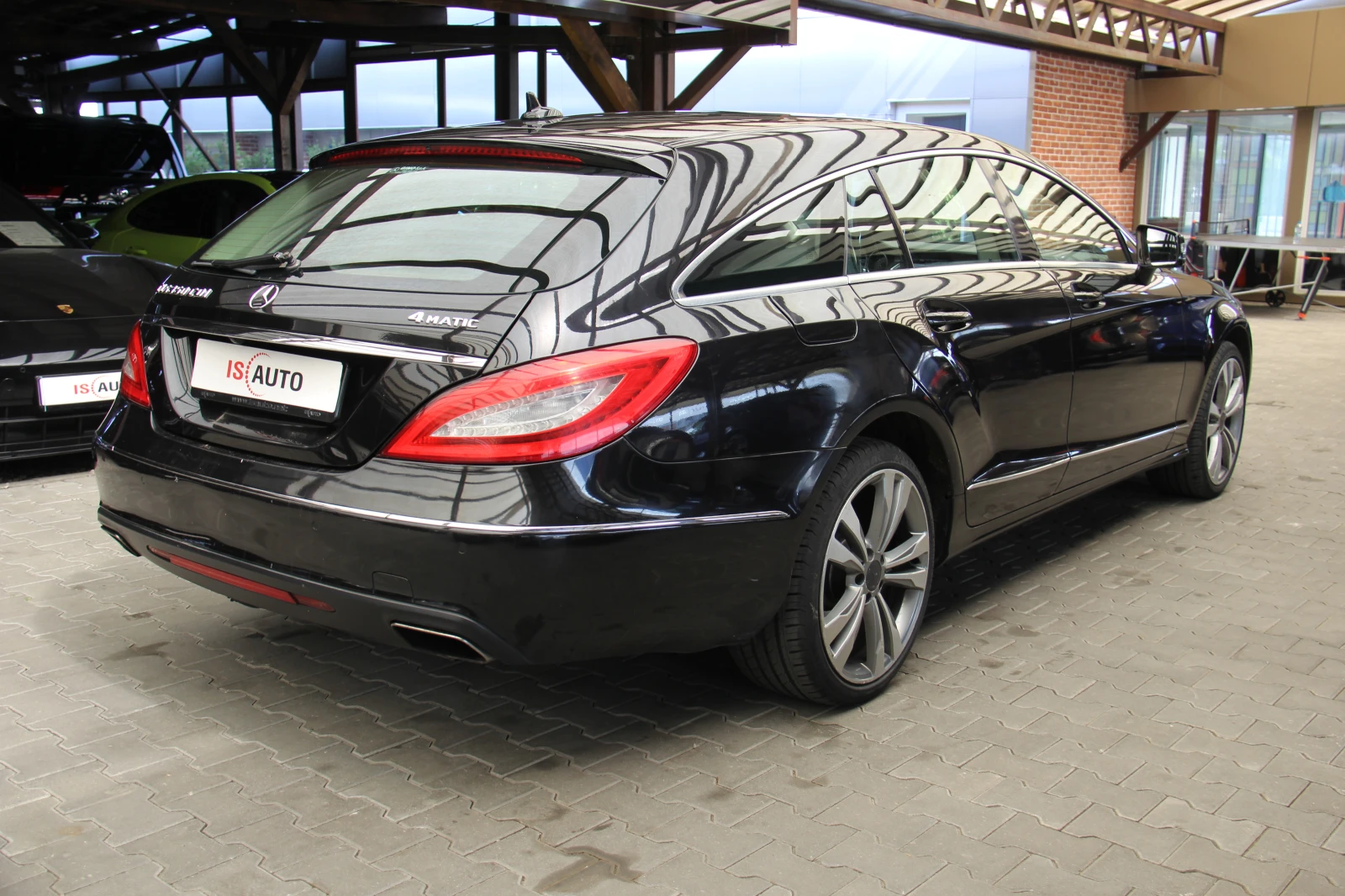 Mercedes-Benz CLS 350 CDI/4Matic/Shooting Brake/AirMatic/FullLed - изображение 4