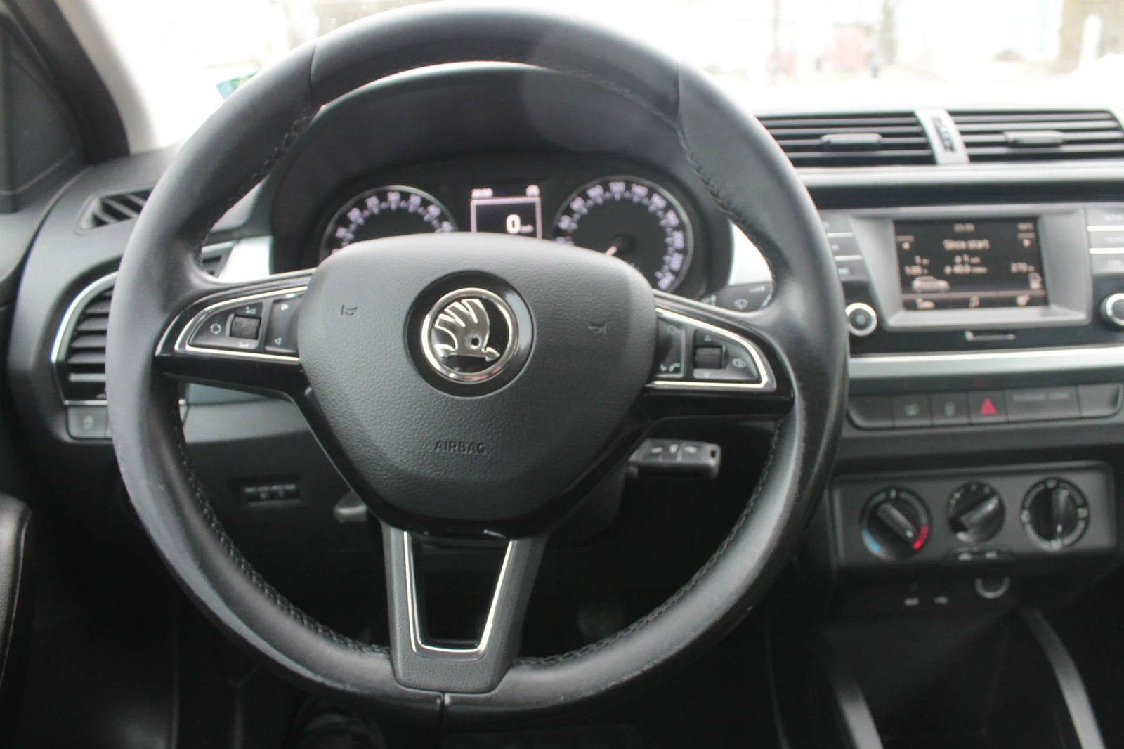 Skoda Fabia | Mobile.bg � ����������� 11