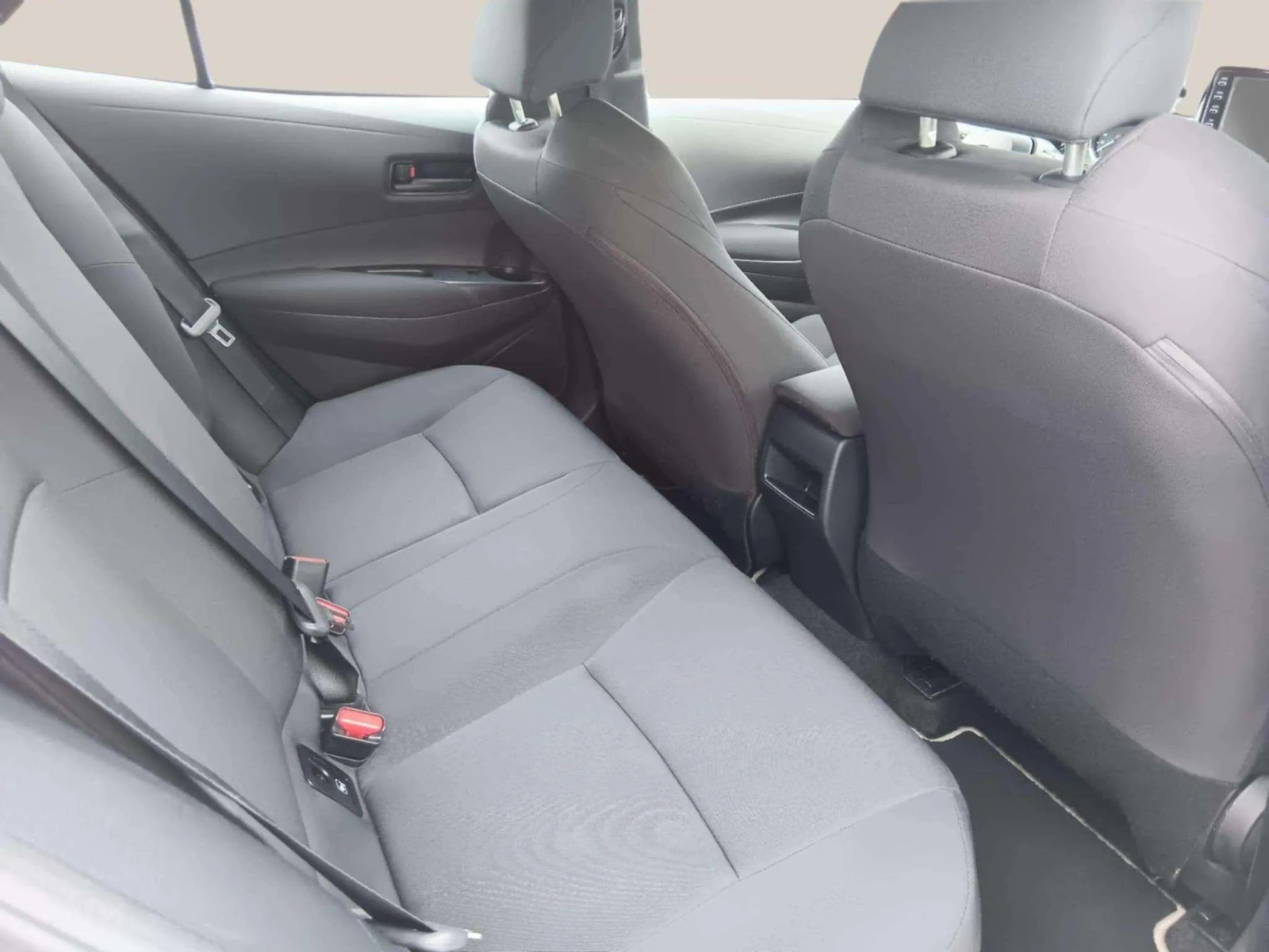 Toyota Corolla 1.8 - изображение 9