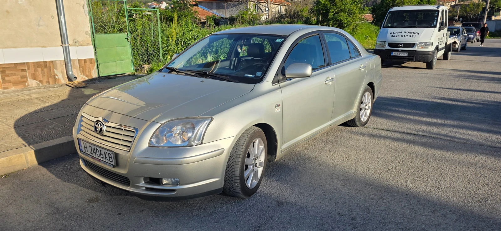 Toyota Avensis  - изображение 2