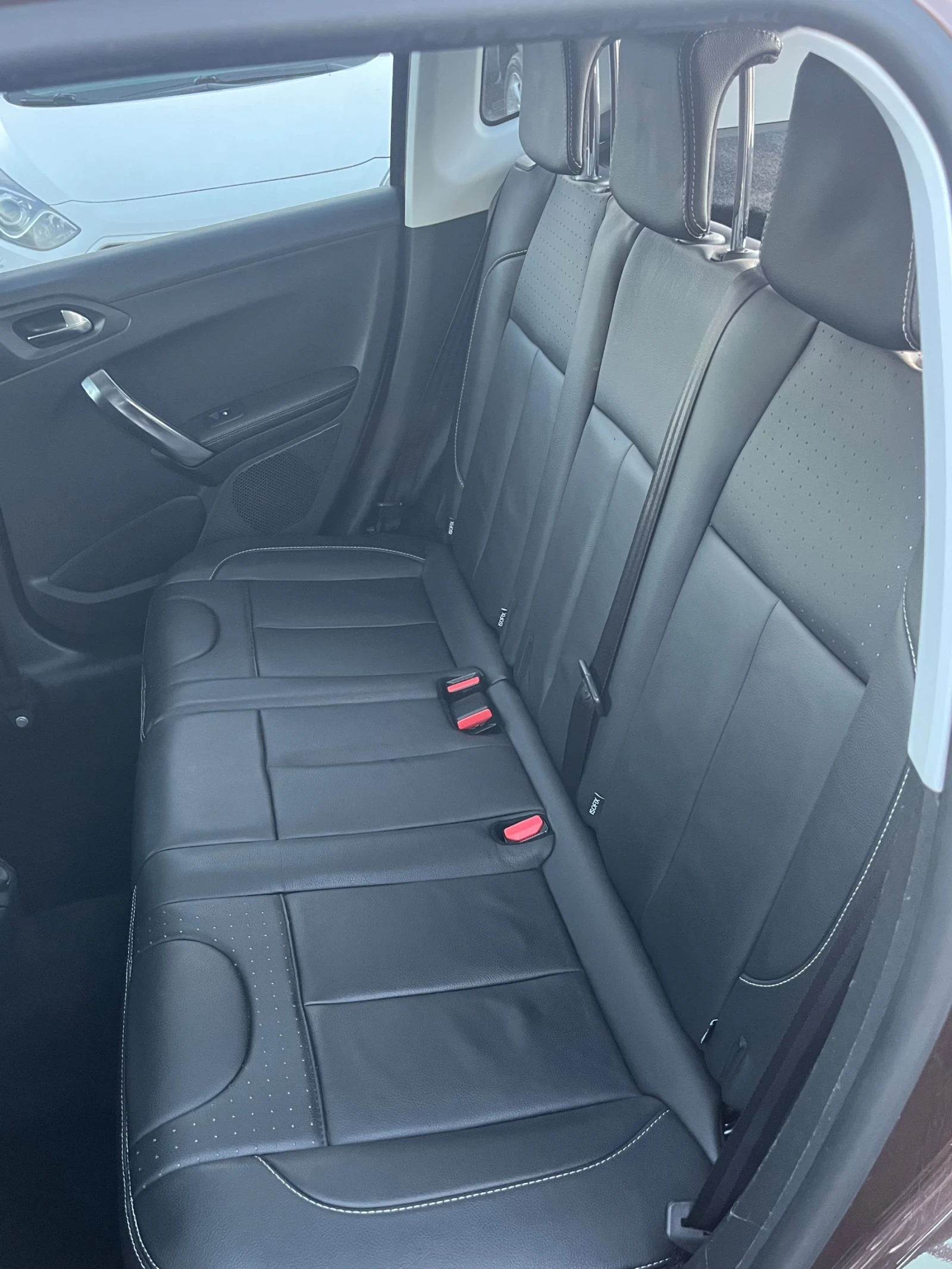 Peugeot 2008 Peugeot 2008 1.6    Feline Titan / Allure |  | Mobile.bg   13