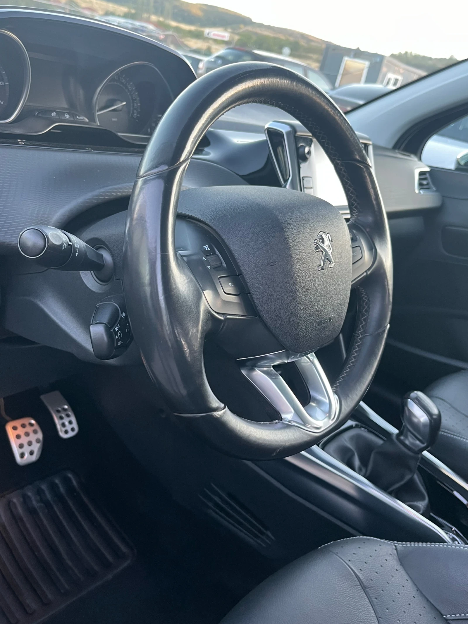 Peugeot 2008 Peugeot 2008 1.6 бензин   Feline Titan / Allure |  - изображение 8