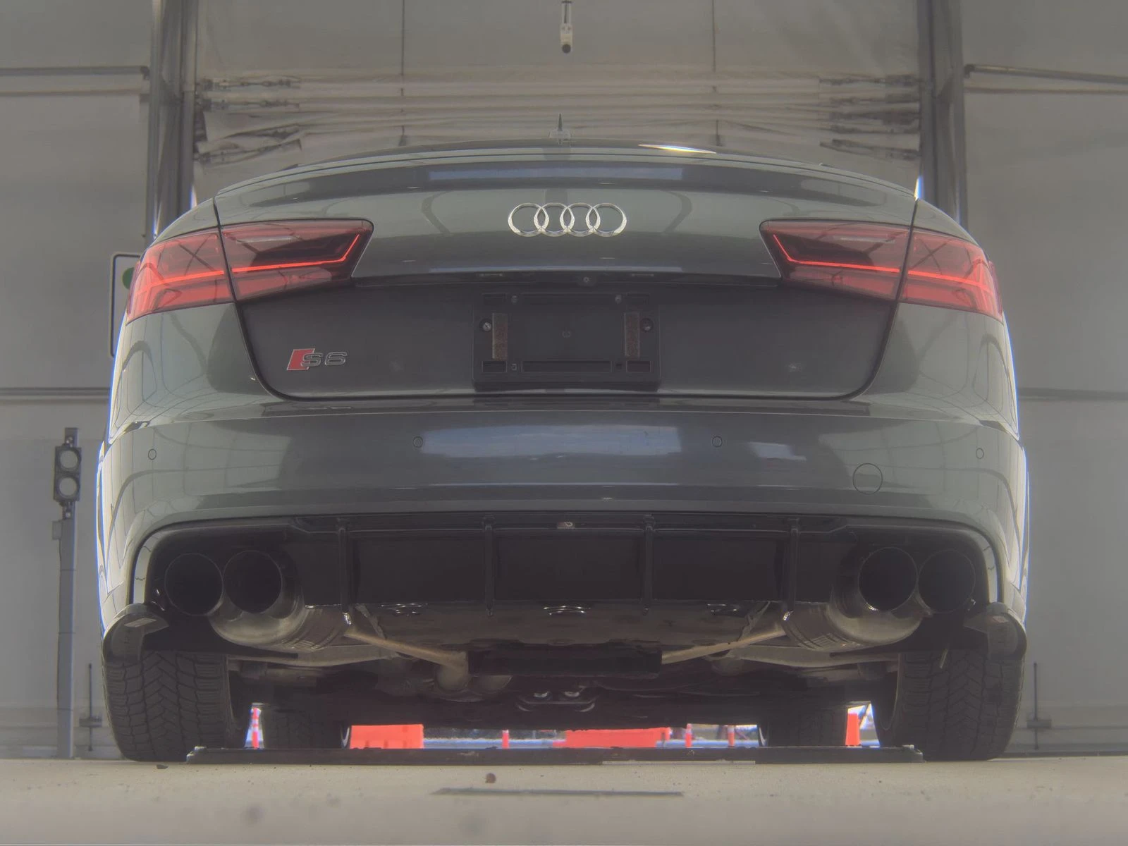 Audi S6 PRESTIGE* QUATTRO* HEAD UP* B&O* AMBIRNT* CARBON*  | Mobile.bg — изображение 6