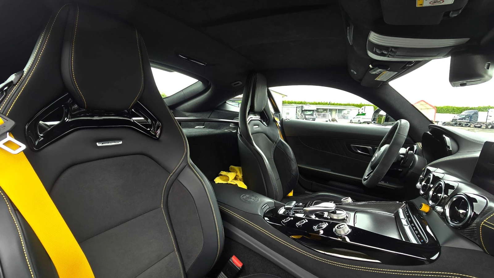 Mercedes-Benz GT R * * CARFAX * *   * *  | Mobile.bg   14