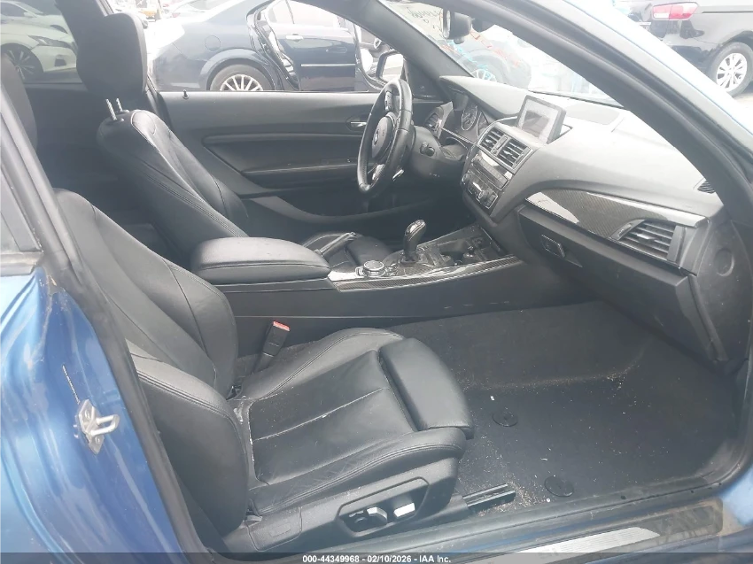 BMW 235 i X-DRIVE* M-PACK* 360CAM* АвтоКредит(ЦЕНА ДО БГ) - изображение 10