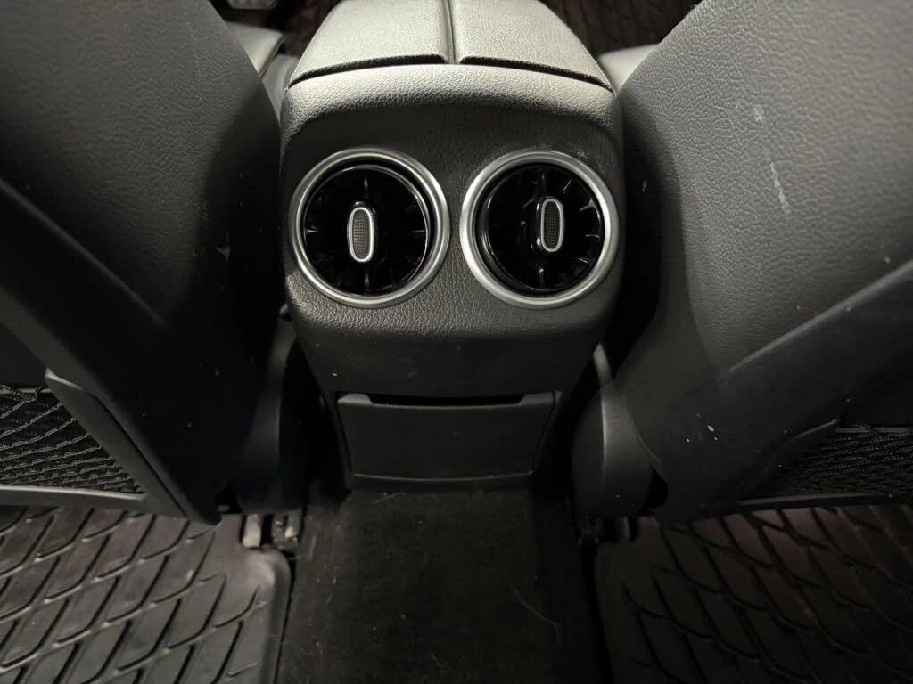 Mercedes-Benz A 250 * АвтоКредит * (ЦЕНА ДО БГ), снимка 15 - Автомобили и джипове - 53999807