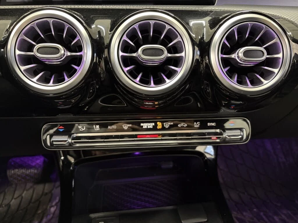 Mercedes-Benz A 250 * АвтоКредит * (ЦЕНА ДО БГ), снимка 10 - Автомобили и джипове - 53999807