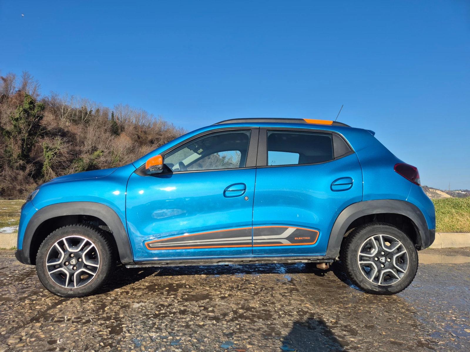 Dacia Spring Comfort Plus, снимка 6 - Автомобили и джипове - 54020048