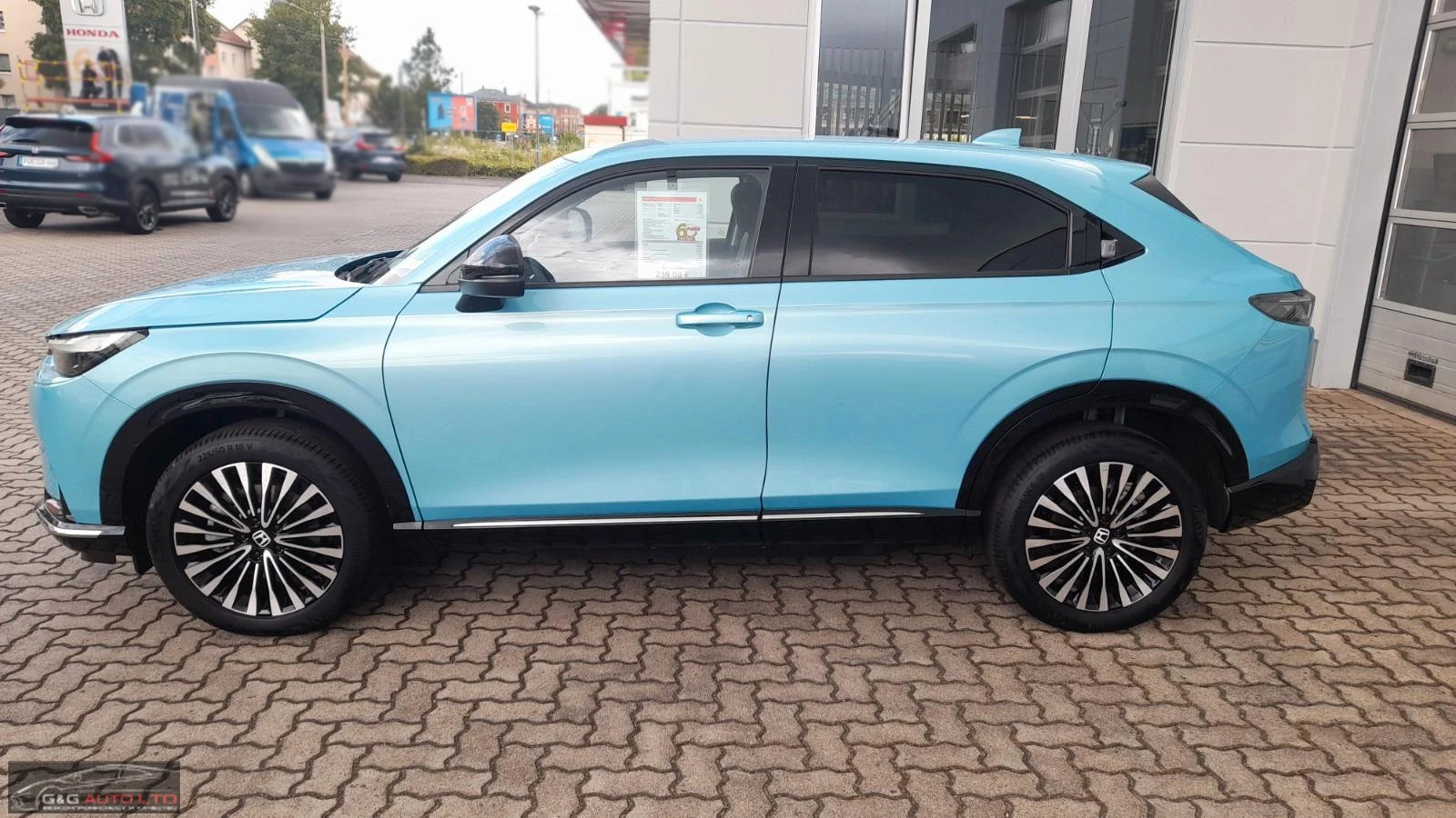 Honda e:Ny1 BASIS/204HP/CAM/ACC/CPLAY/LED/NAVI/KLESS/144q, снимка 3 - Автомобили и джипове - 54139289