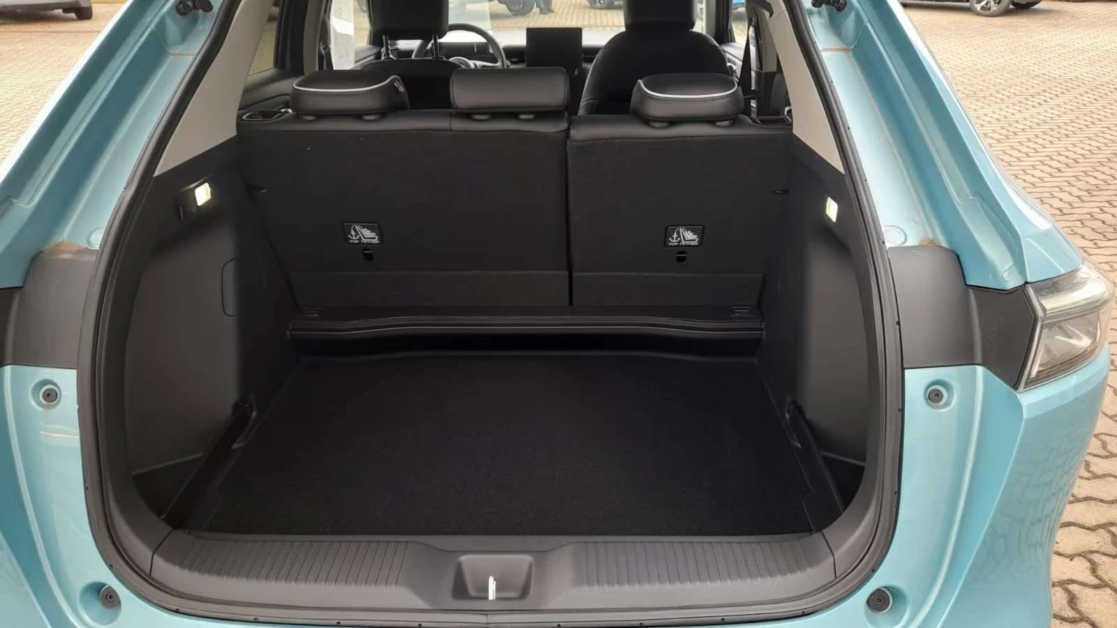 Honda e:Ny1 BASIS/204HP/CAM/ACC/CPLAY/LED/NAVI/KLESS/144q, снимка 12 - Автомобили и джипове - 54139289