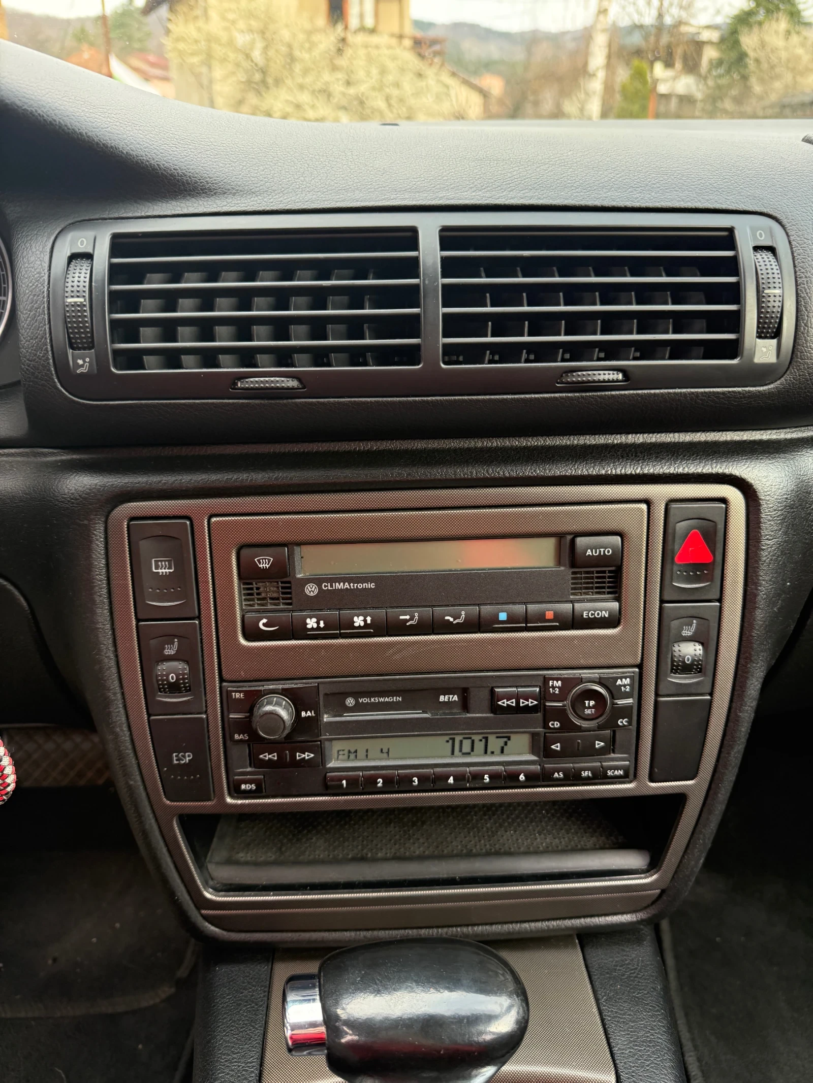 VW Passat, снимка 8 - Автомобили и джипове - 54197023