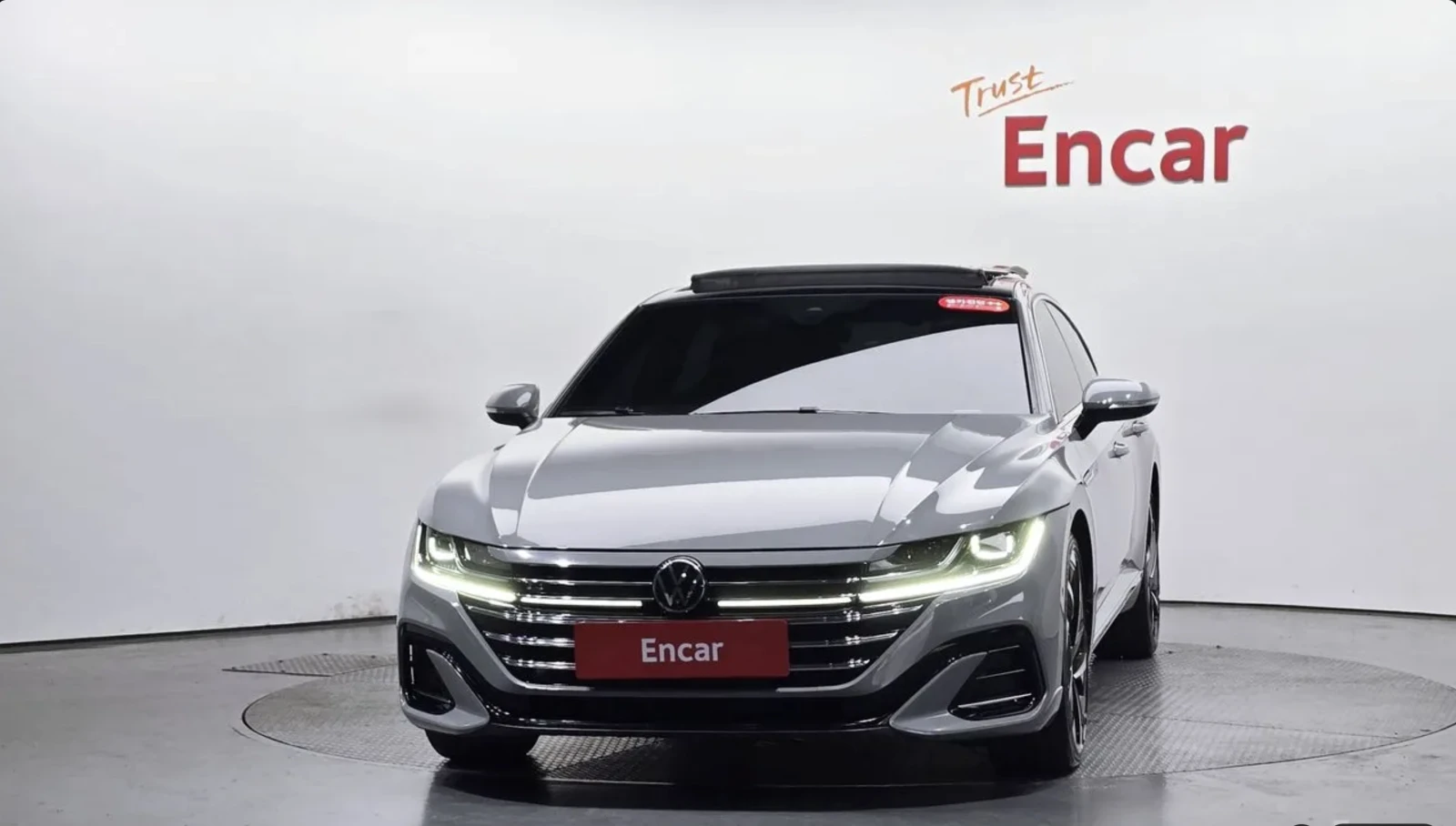 VW Arteon 2.0 TDI 4MOTION / R-line / 360 КАМЕРИ / ПАНОРАМА, снимка 3 - Автомобили и джипове - 54856537