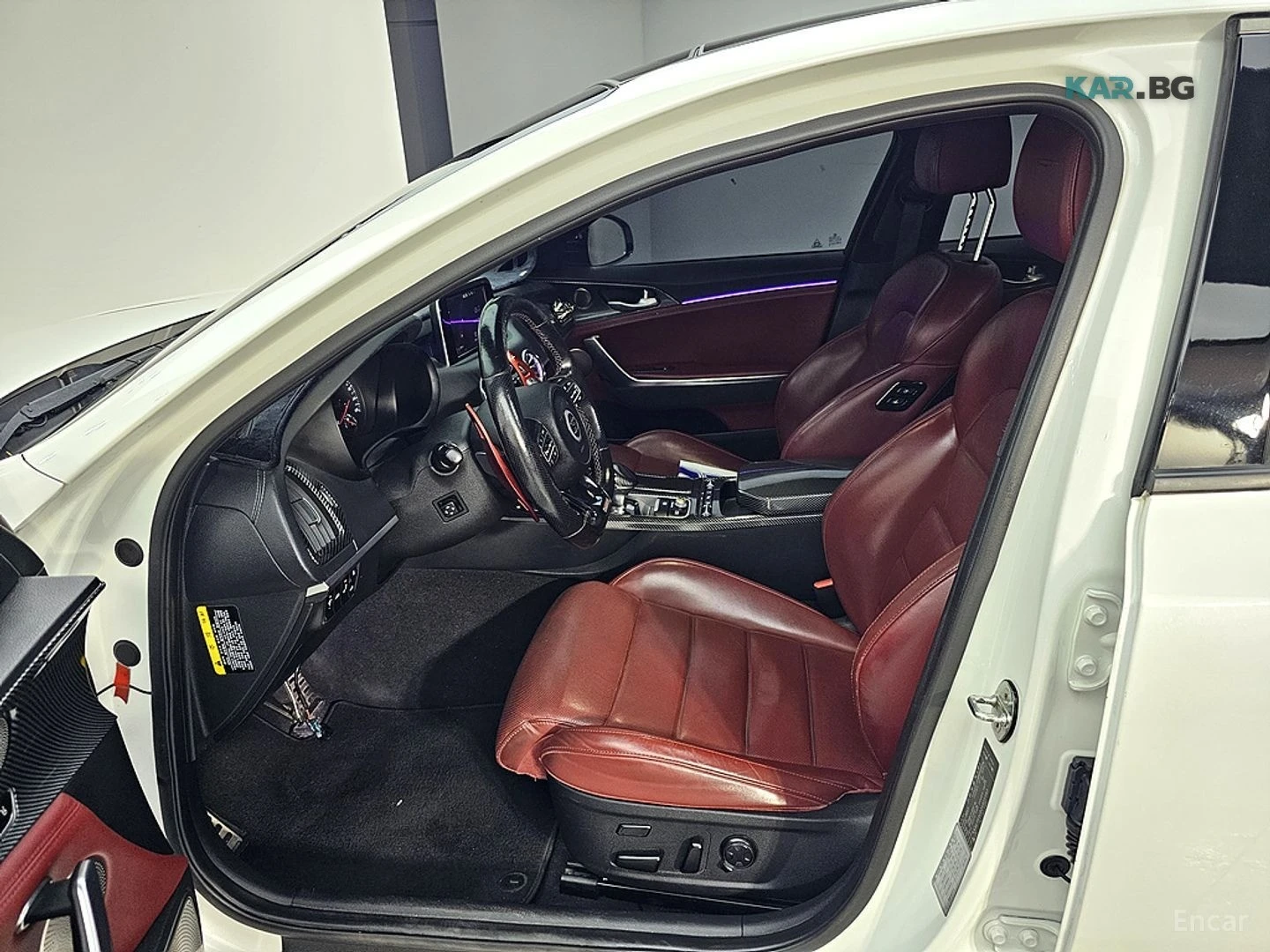 Kia Stinger 3.3 GT TURBO* ОБДУХ* AWD* 360* HUD* , снимка 8 - Автомобили и джипове - 54881474