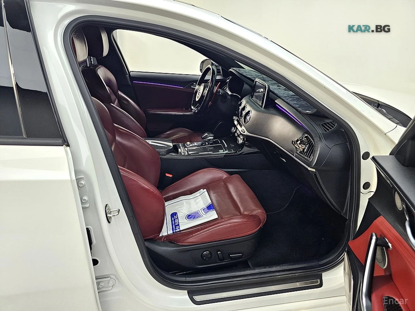 Kia Stinger 3.3 GT TURBO* ОБДУХ* AWD* 360* HUD* , снимка 11 - Автомобили и джипове - 54881474