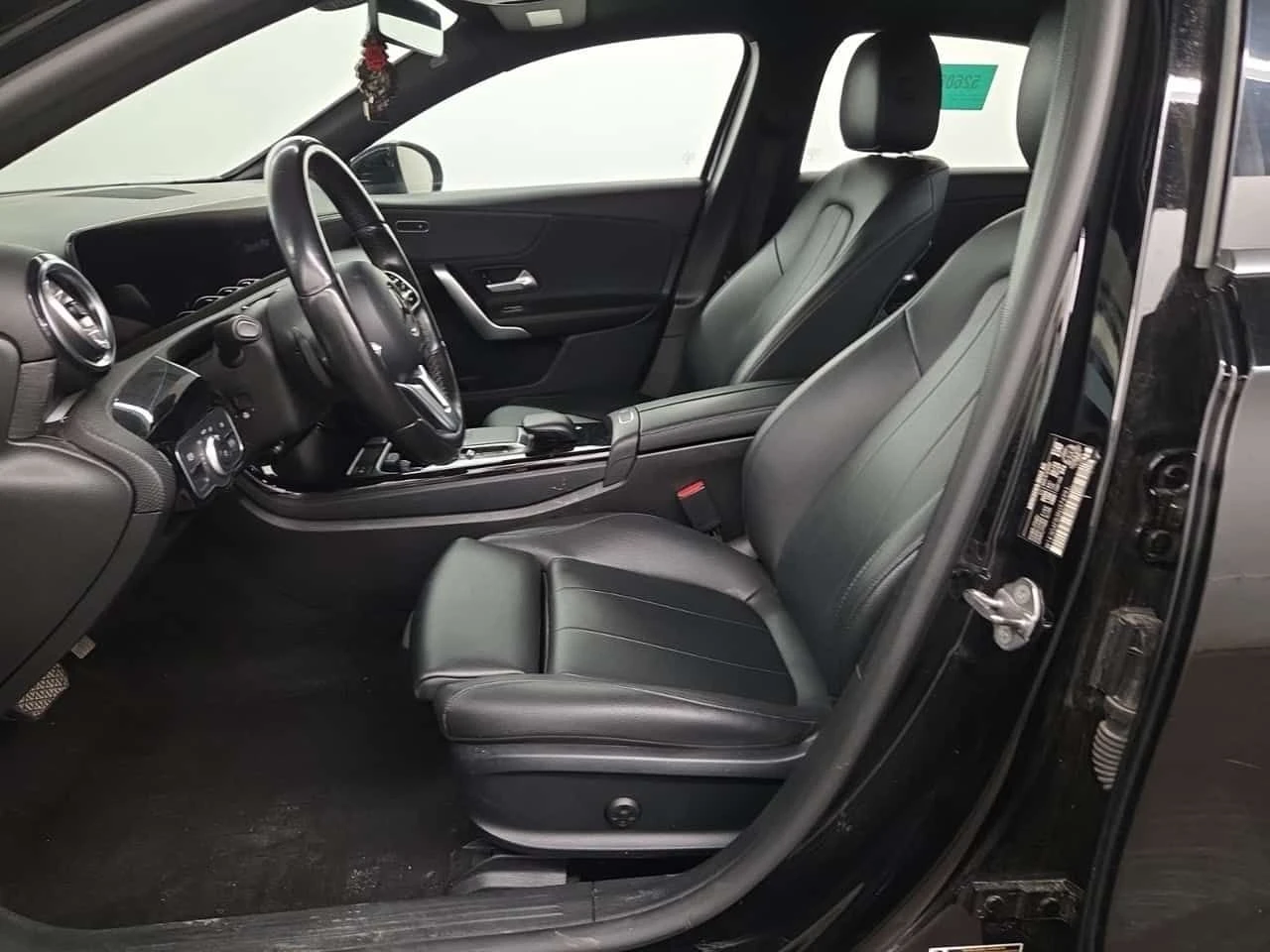Mercedes-Benz A 220 * CARFAX * 2 ����� * �������� * ���������� *  | Mobile.bg � ����������� 9