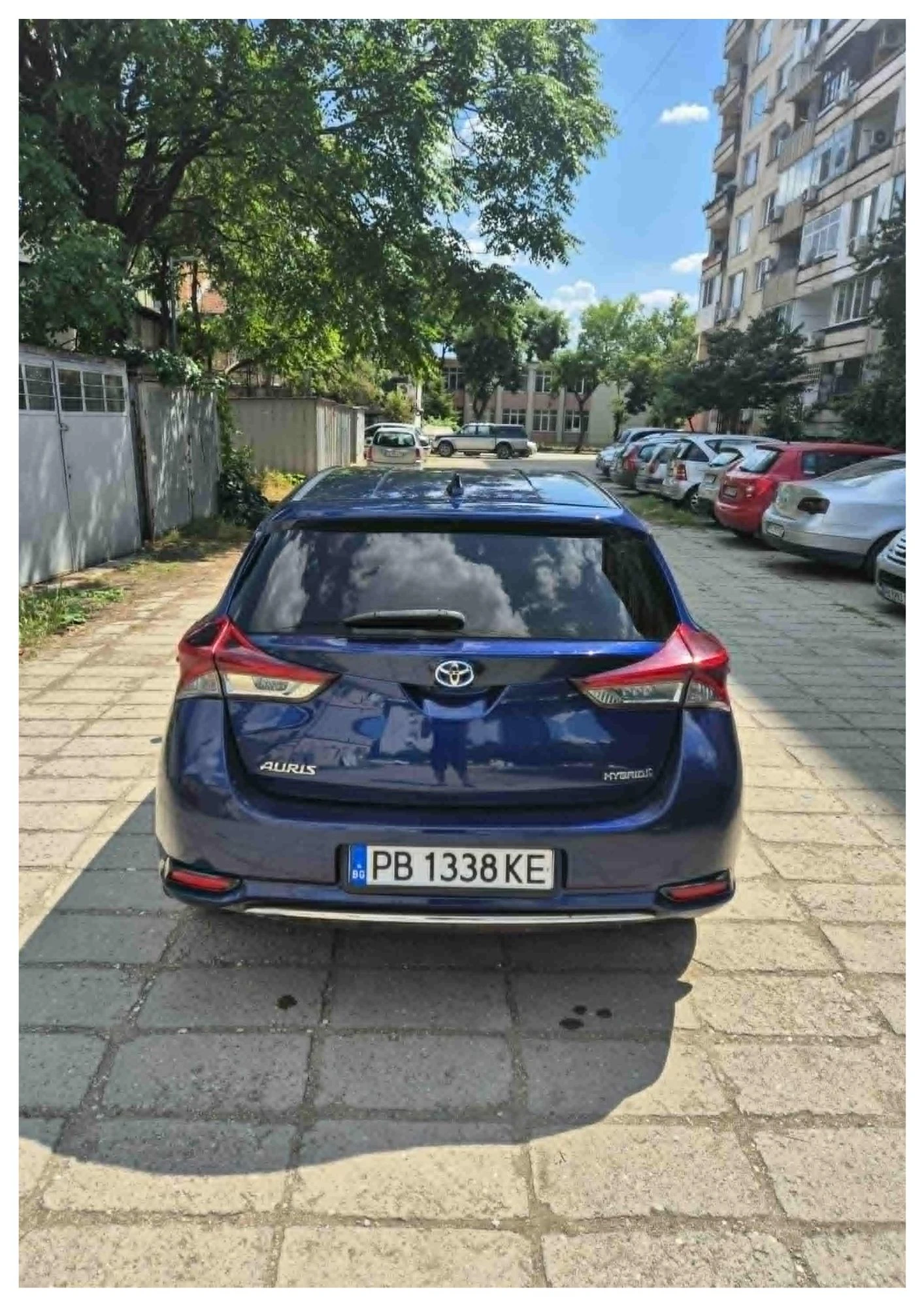 Toyota Auris, снимка 6 - Автомобили и джипове - 55076325