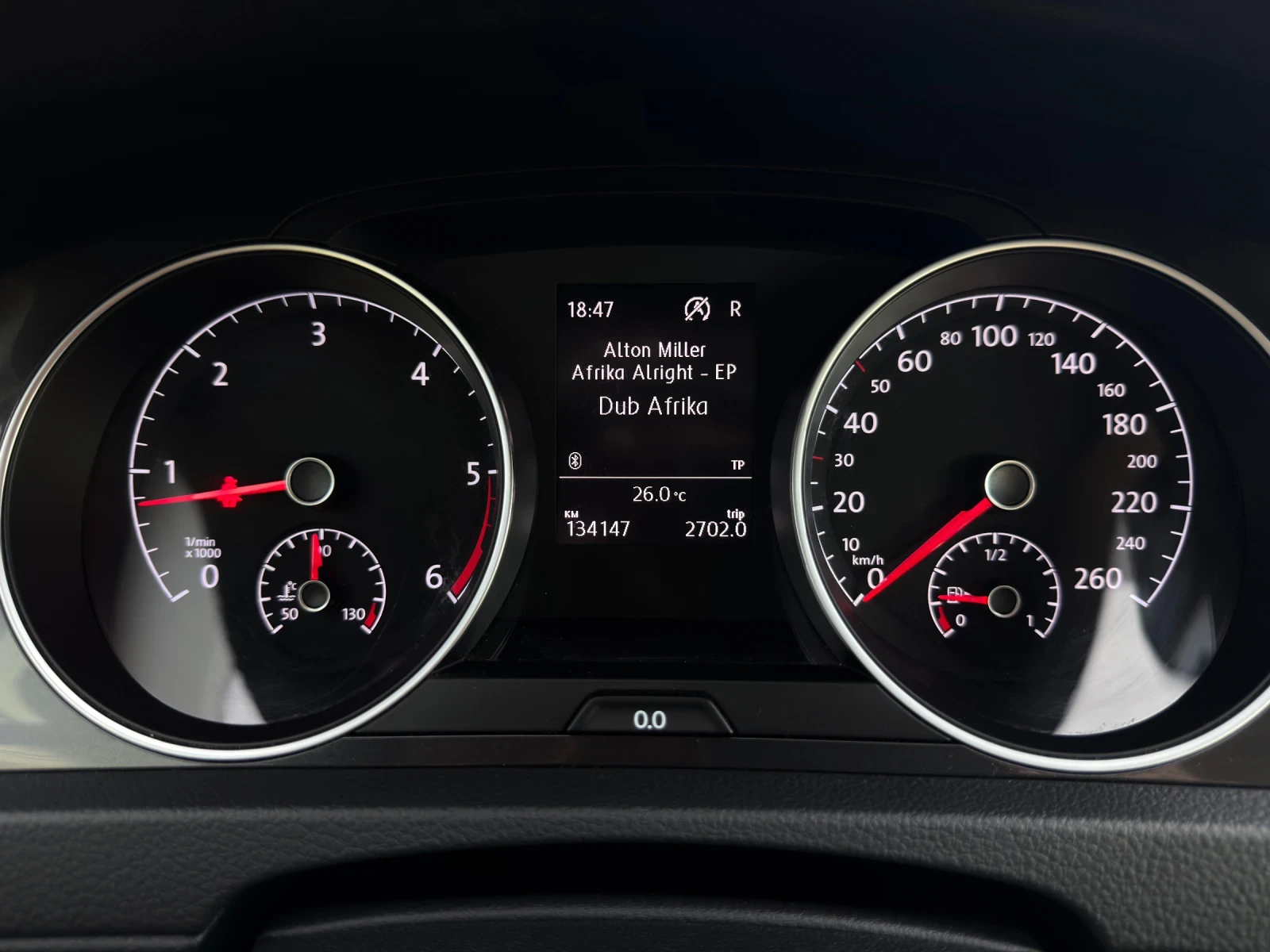 VW Golf, снимка 8 - Автомобили и джипове - 55332227