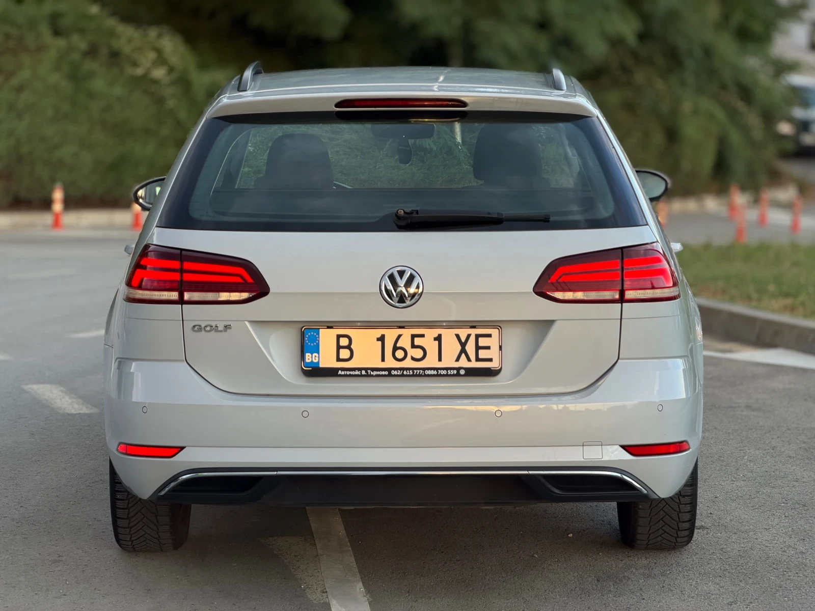 VW Golf, снимка 4 - Автомобили и джипове - 55332227