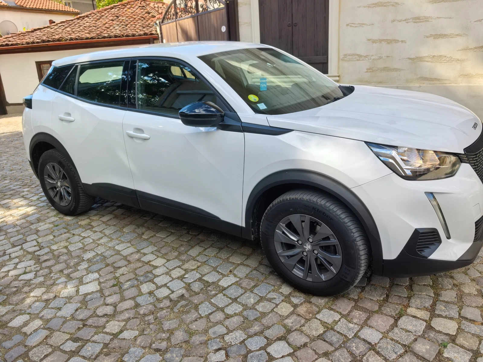 Peugeot 2008 1.5BlueHDI , снимка 6 - Автомобили и джипове - 56247724